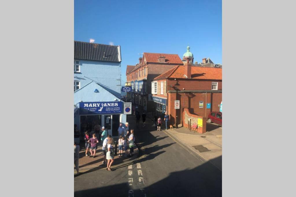Ferienwohnung Bernards Hideout Cromer Exterior foto