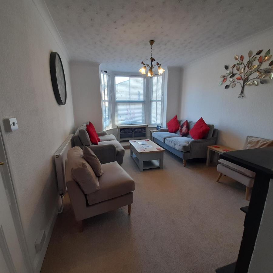Ferienwohnung Bernards Hideout Cromer Exterior foto