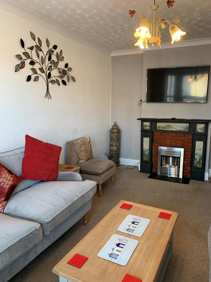 Ferienwohnung Bernards Hideout Cromer Exterior foto