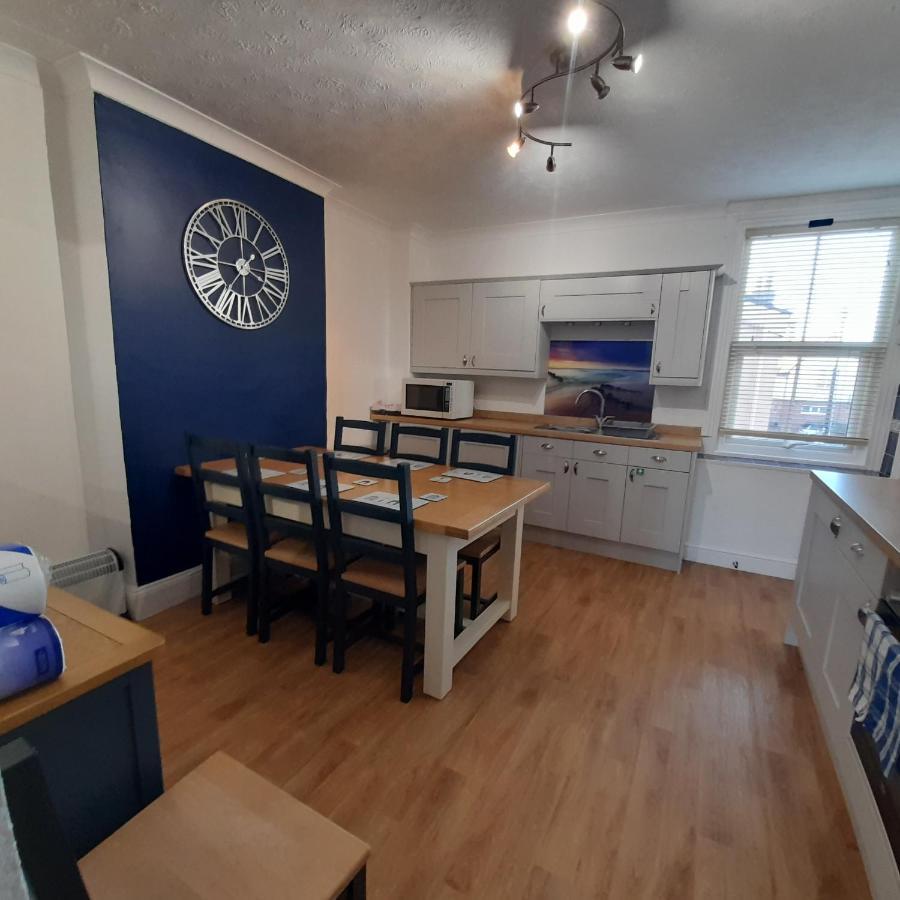 Ferienwohnung Bernards Hideout Cromer Exterior foto